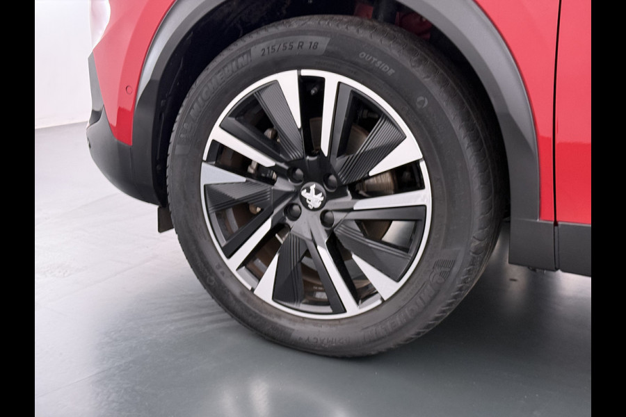 Peugeot e-2008 EV GT 50kWh Pano-Dak 360°Camera 3-fase 18" 1/2 Leer/Alcantara Adaptive-Cruise 3D-Navi ParkAssist PDC-a+v Ecc Stoelverwarming App SOH 91% Keyless Led LmvPrivacy Glas BlindSpot Assist Lane Assist Isofix DAB+ Regen-Lichtsensor Dealeronderhouden € 40.000 nieuw!