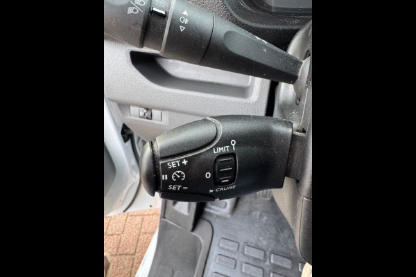 Peugeot Expert 1.5 BlueHDI 120pk Euro6 Premium Airco,Cruisecontrol,Apple Carplay