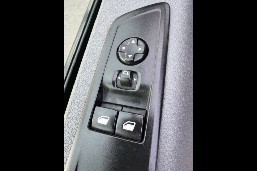 Peugeot Expert 1.5 BlueHDI 120pk Euro6 Premium Airco,Cruisecontrol,Apple Carplay