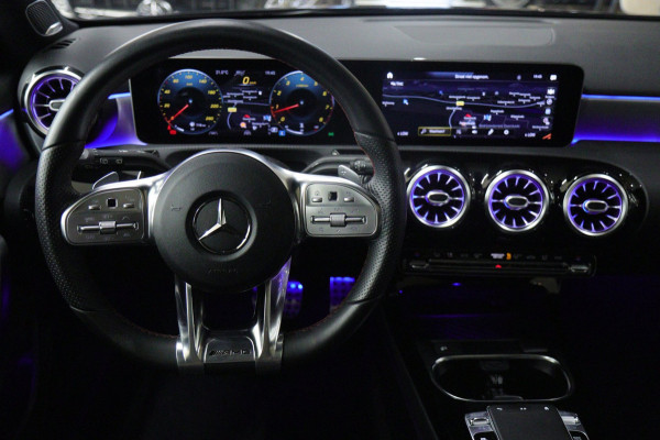 Mercedes-Benz A-Klasse 220 4MATIC AMG-LINE PANO/BURM/SFEER/360CAM/KEYLESS/VOL