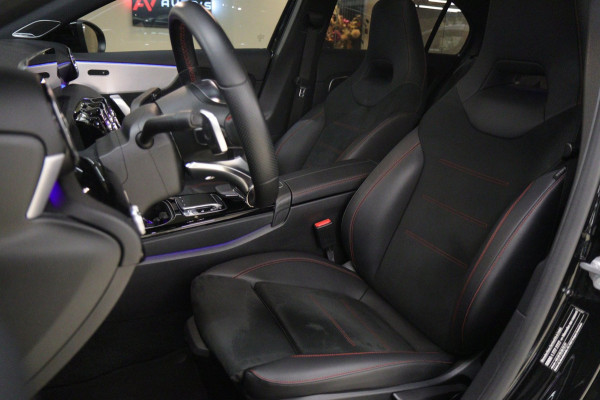 Mercedes-Benz A-Klasse 220 4MATIC AMG-LINE PANO/BURM/SFEER/360CAM/KEYLESS/VOL