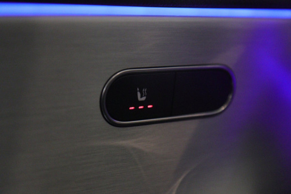 Mercedes-Benz A-Klasse 220 4MATIC AMG-LINE PANO/BURM/SFEER/360CAM/KEYLESS/VOL