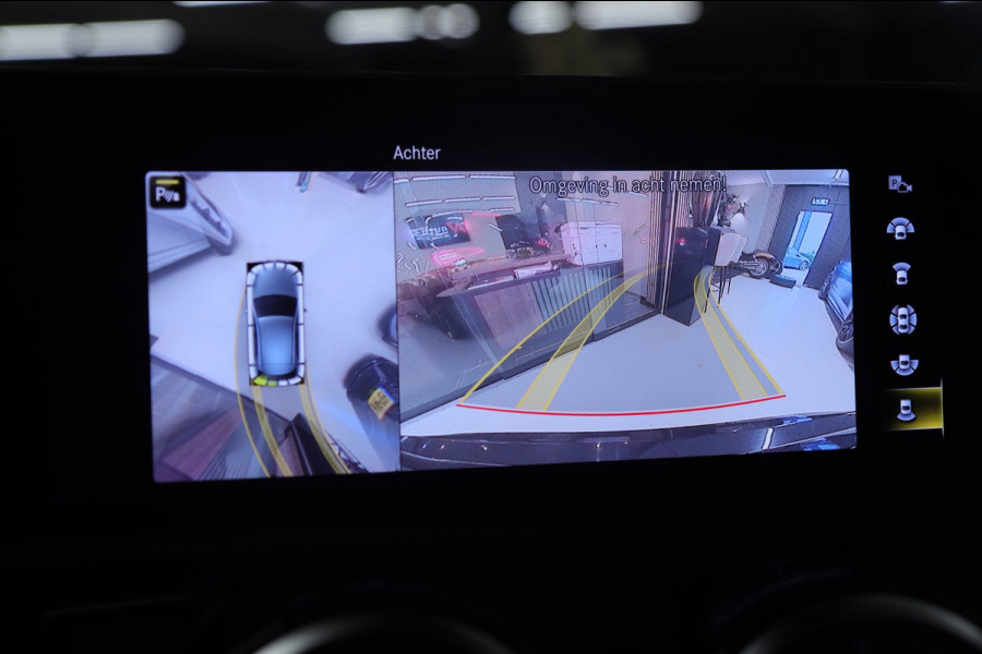 Mercedes-Benz A-Klasse 220 4MATIC AMG-LINE PANO/BURM/SFEER/360CAM/KEYLESS/VOL