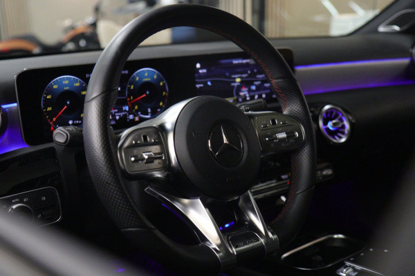 Mercedes-Benz A-Klasse 220 4MATIC AMG-LINE PANO/BURM/SFEER/360CAM/KEYLESS/VOL