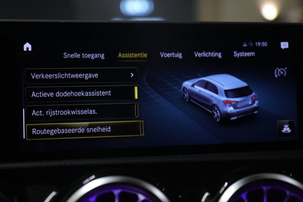 Mercedes-Benz A-Klasse 220 4MATIC AMG-LINE PANO/BURM/SFEER/360CAM/KEYLESS/VOL