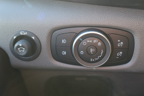 Ford Transit 2.0 TDci 130pk L3 H2 Inrichting