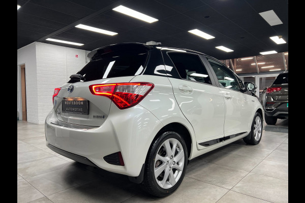 Toyota Yaris 1.5 Hybrid Bi-Tone | Lane | Cam | Carplay |