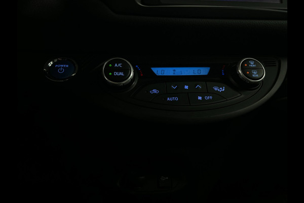 Toyota Yaris 1.5 Hybrid Bi-Tone | Lane | Cam | Carplay |