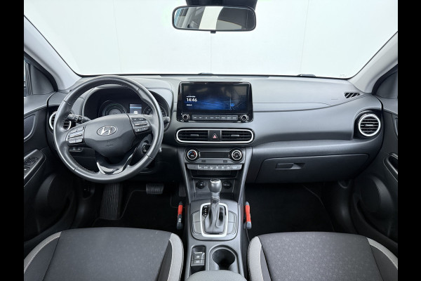 Hyundai Kona 1.6GDI 142PK HEV Hybrid Automaat Adap.Cruise Navi Ecc Camera Krell®-Audio Apple Carplay Android Auto Comfort Lane Assist VESS Led Lmv Isofix Bluetooth DAB FCA 1e Eigenaar Origineel Nederlandse Auto