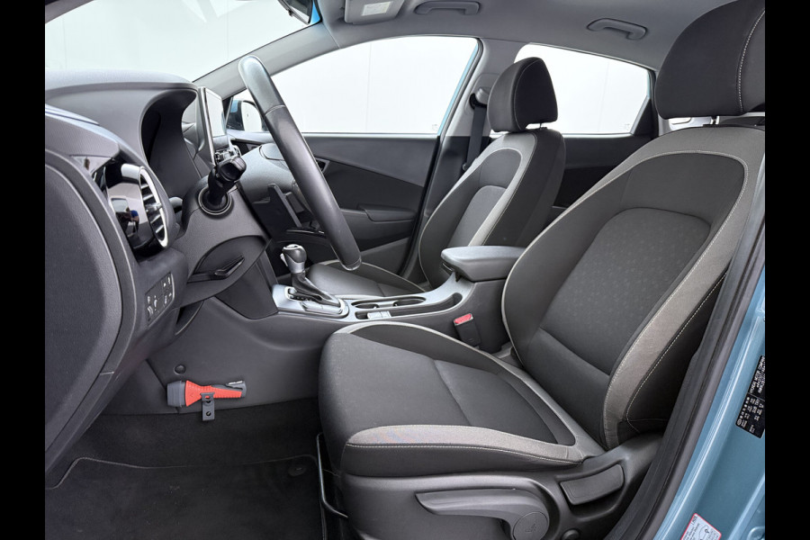 Hyundai Kona 1.6GDI 142PK HEV Hybrid Automaat Adap.Cruise Navi Ecc Camera Krell®-Audio Apple Carplay Android Auto Comfort Lane Assist VESS Led Lmv Isofix Bluetooth DAB FCA 1e Eigenaar Origineel Nederlandse Auto