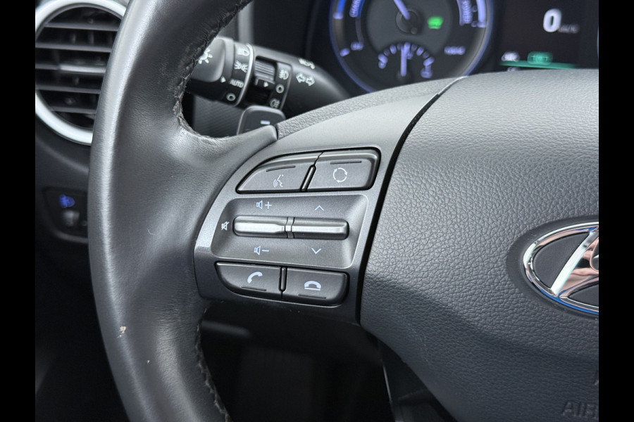 Hyundai Kona 1.6GDI 142PK HEV Hybrid Automaat Adap.Cruise Navi Ecc Camera Krell®-Audio Apple Carplay Android Auto Comfort Lane Assist VESS Led Lmv Isofix Bluetooth DAB FCA 1e Eigenaar Origineel Nederlandse Auto