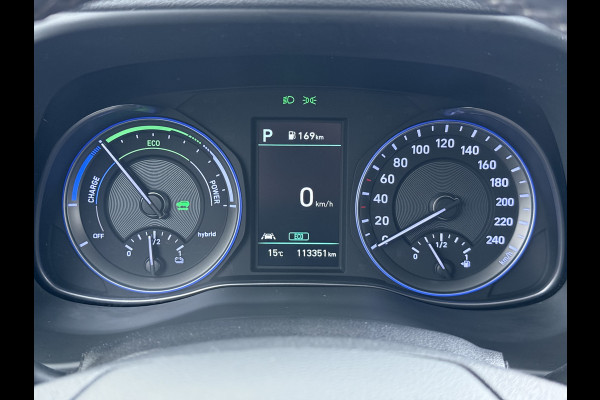 Hyundai Kona 1.6GDI 142PK HEV Hybrid Automaat Adap.Cruise Navi Ecc Camera Krell®-Audio Apple Carplay Android Auto Comfort Lane Assist VESS Led Lmv Isofix Bluetooth DAB FCA 1e Eigenaar Origineel Nederlandse Auto