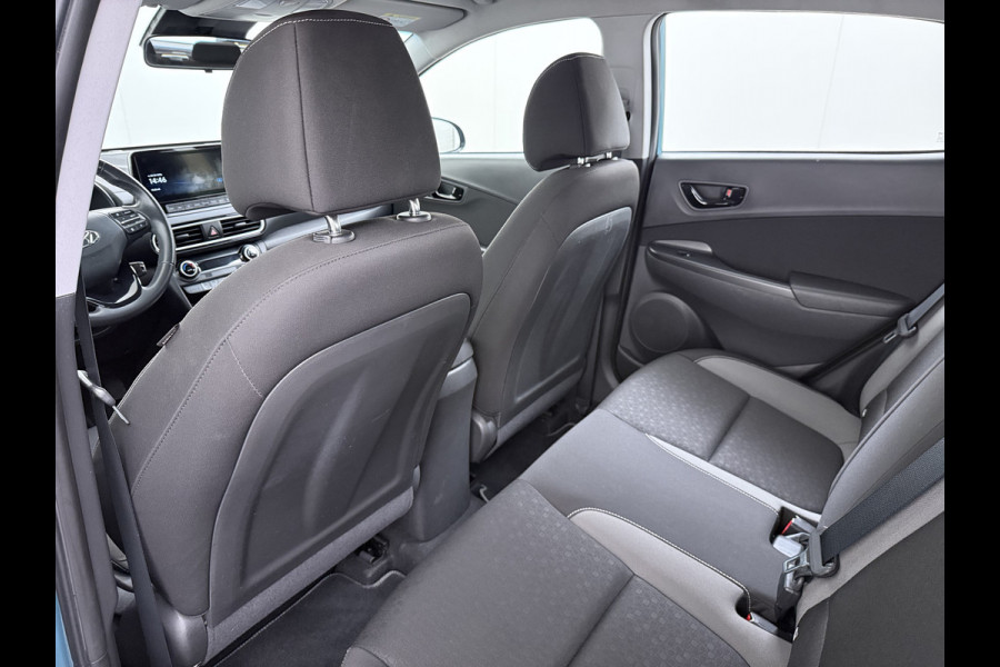 Hyundai Kona 1.6GDI 142PK HEV Hybrid Automaat Adap.Cruise Navi Ecc Camera Krell®-Audio Apple Carplay Android Auto Comfort Lane Assist VESS Led Lmv Isofix Bluetooth DAB FCA 1e Eigenaar Origineel Nederlandse Auto