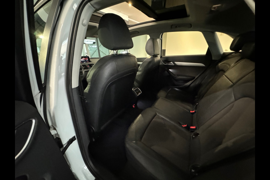 Audi Q3 1.4 TFSI CoD Pano|Keyless|Camera|Sfeer|Stoelverwarming