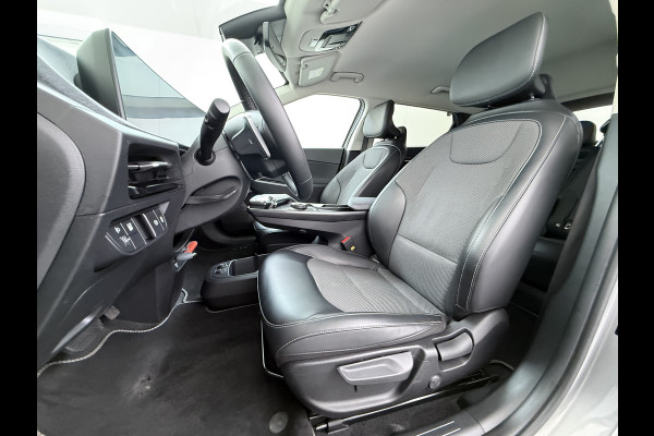 Kia Ev6 Air 58kWh SOH 100% Adap.Cruise Navi Ecc Camera Stoel+Stuurverwarming Apple Carplay Android Auto Pdc Dodehoekdetectie File assistent Lmv 19" Privacy Glas Led DAB Bluetooth 1e Eigenaar Dealeronderhouden Origineel Nederlandse Kia
