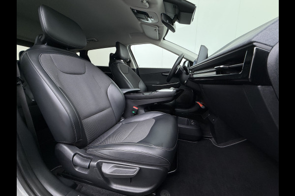 Kia Ev6 Air 58kWh SOH 100% Adap.Cruise Navi Ecc Camera Stoel+Stuurverwarming Apple Carplay Android Auto Pdc Dodehoekdetectie File assistent Lmv 19" Privacy Glas Led DAB Bluetooth 1e Eigenaar Dealeronderhouden Origineel Nederlandse Kia