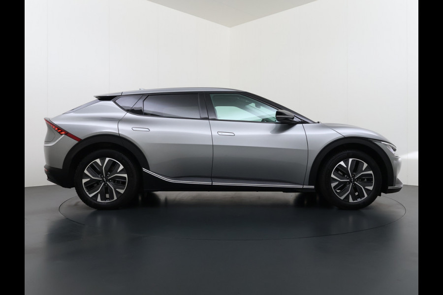 Kia Ev6 Air 58kWh SOH 100% Adap.Cruise Navi Ecc Camera Stoel+Stuurverwarming Apple Carplay Android Auto Pdc Dodehoekdetectie File assistent Lmv 19" Privacy Glas Led DAB Bluetooth 1e Eigenaar Dealeronderhouden Origineel Nederlandse Kia