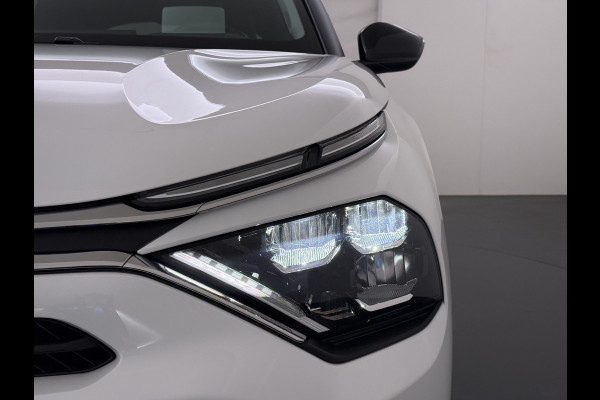 Citroën Ë-C4 50kWh SOH 91% Head-Up Display Adap.Cruise Verwarmd Stuur 360°Camera Navi Ecc Apple Carplay Android Auto Shine Lmv Led Privacy Glas Isofix DAB Bluetooth Lane Assist Regen-Lichtsensor