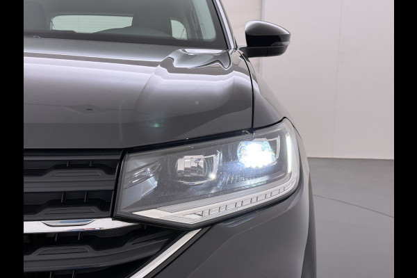 Volkswagen T-Cross 1.0TSI 111PK Automaat Executive-Pack Navi Ecc Adap.Cruise Control Apple Carplay Android Auto Pdc Style Dodehoek detectie Lmv Led Isofix DAB Bluetooth Licht-Regensensor App-Connect 1e Eigenaar Origineel Nederlandse Auto
