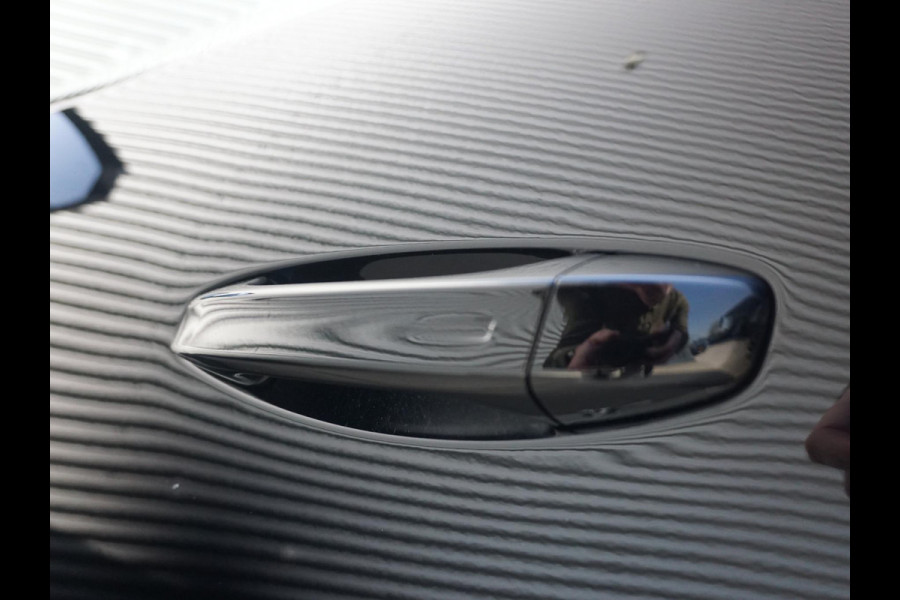 Peugeot 3008 1.2 Hybrid 136 Allure Winterpakket