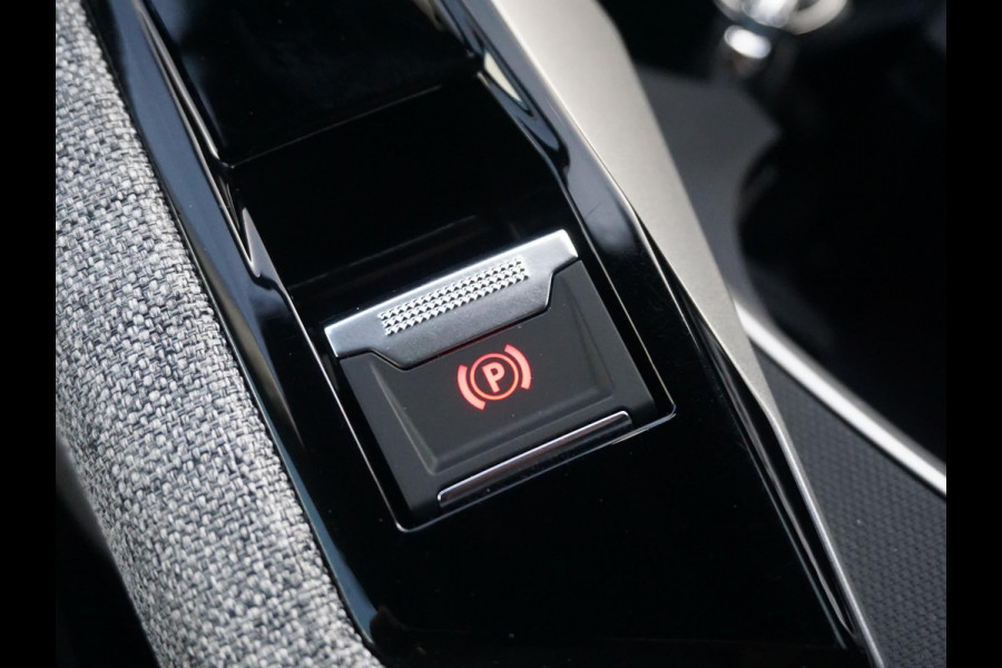 Peugeot 3008 1.2 Hybrid 136 Allure Winterpakket