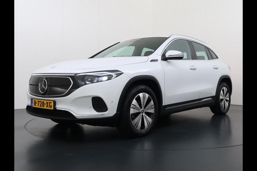 Mercedes-Benz EQA 250 Luxury 69kWh Adap.Cruise Apple Carplay Android Auto Navi Ecc Camera Stoelverwarming Pdc Elek.Achterklep Keyelss Business Sol Connectiviteitspakket High Performance LED Comfortstoelen Lmv DAB Advanced-Pack 1e Eigenaar Origineel Nederlandse Auto