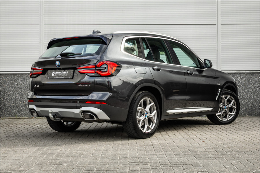 BMW X3 xDrive30e Business Edition Plus Trekhaak / Camera / Carplay / LED /