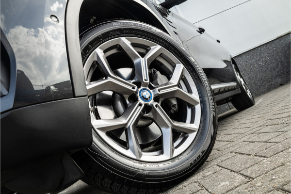 BMW X3 xDrive30e Business Edition Plus Trekhaak / Camera / Carplay / LED /