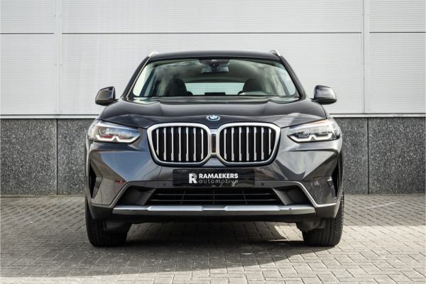 BMW X3 xDrive30e Business Edition Plus Trekhaak / Camera / Carplay / LED /