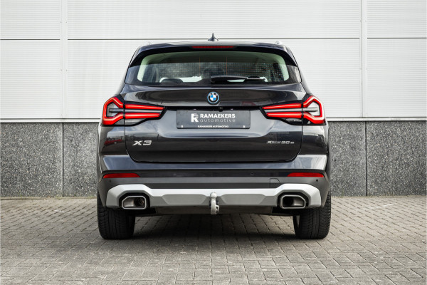 BMW X3 xDrive30e Business Edition Plus Trekhaak / Camera / Carplay / LED /