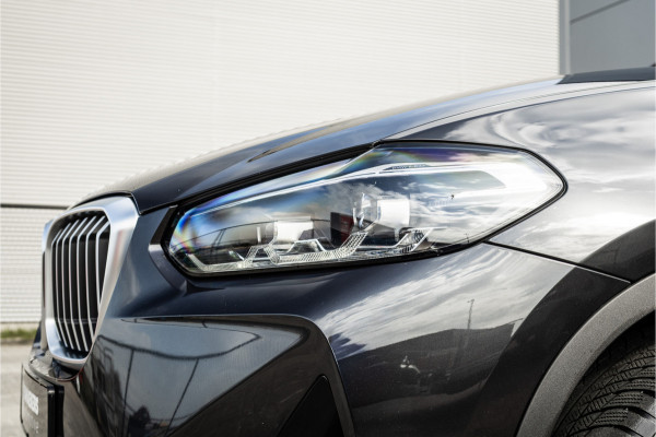 BMW X3 xDrive30e Business Edition Plus Trekhaak / Camera / Carplay / LED /