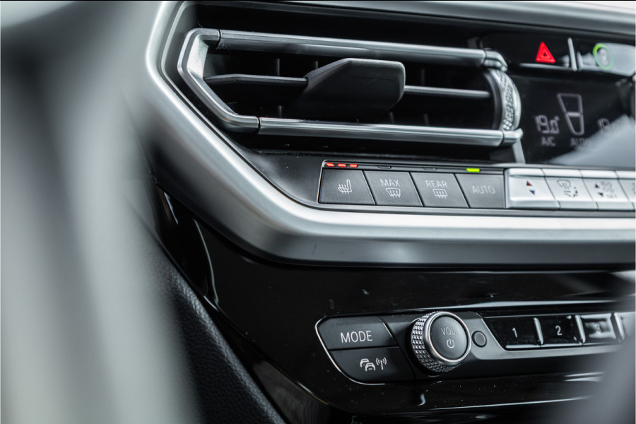 BMW X3 xDrive30e Business Edition Plus Trekhaak / Camera / Carplay / LED /