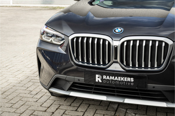BMW X3 xDrive30e Business Edition Plus Trekhaak / Camera / Carplay / LED /