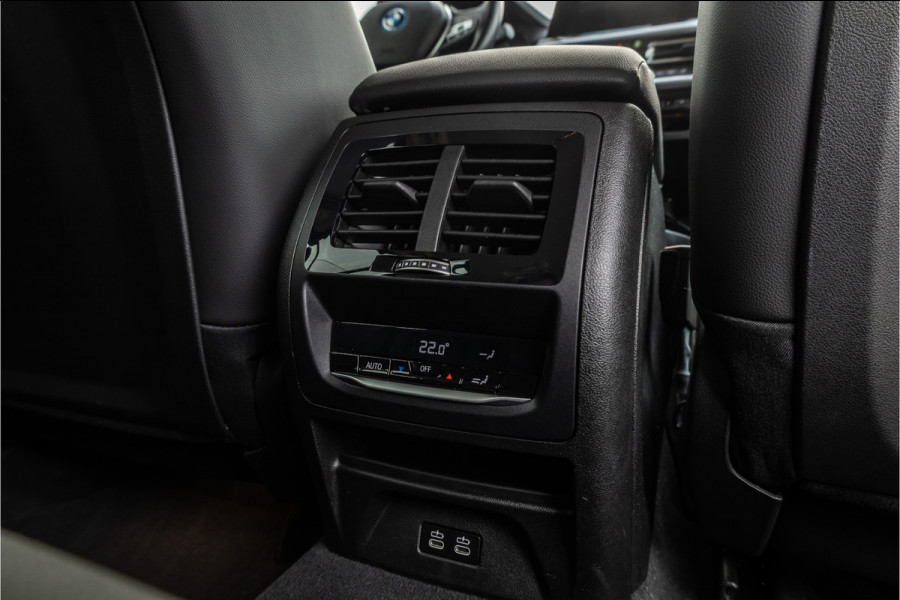 BMW X3 xDrive30e Business Edition Plus Trekhaak / Camera / Carplay / LED /