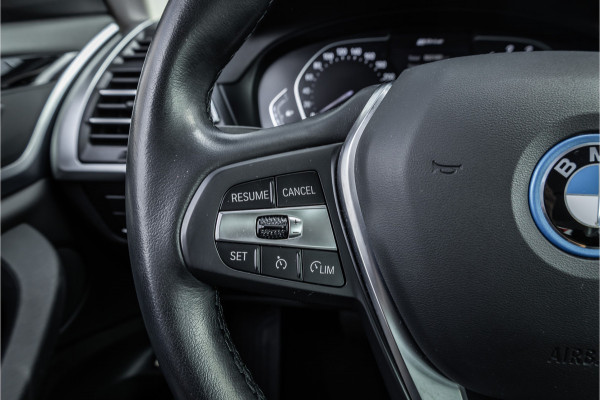 BMW X3 xDrive30e Business Edition Plus Trekhaak / Camera / Carplay / LED /