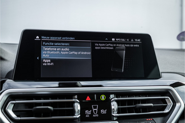 BMW X3 xDrive30e Business Edition Plus Trekhaak / Camera / Carplay / LED /