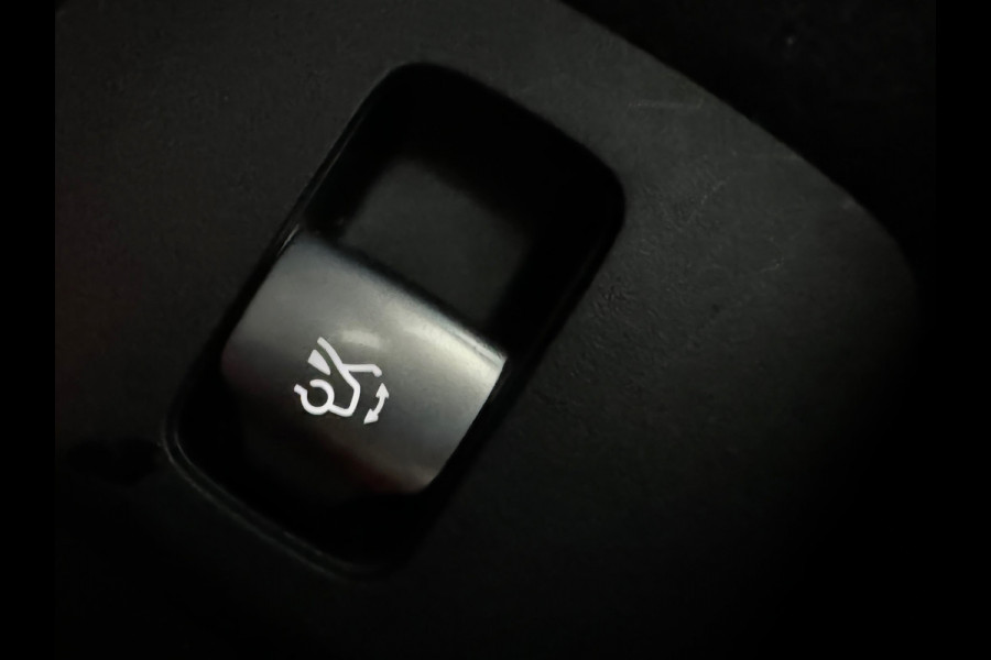 Mercedes-Benz E-Klasse 200 AMG Pano|Memory|3e Scherm|BTW|Trekhaak