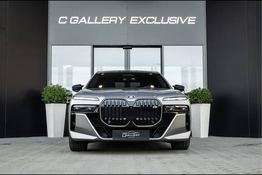 BMW 7 Serie M760e xDrive - M Sport | Bowers & Wilkins | SkyLounge | Oxidgrau
