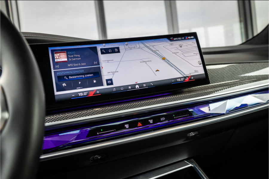 BMW 7 Serie M760e xDrive - M Sport | Bowers & Wilkins | SkyLounge | Oxidgrau