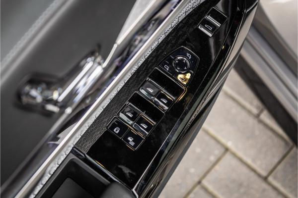 BMW 7 Serie M760e xDrive - M Sport | Bowers & Wilkins | SkyLounge | Oxidgrau