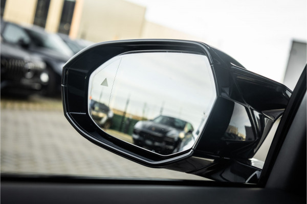 BMW 7 Serie M760e xDrive - M Sport | Bowers & Wilkins | SkyLounge | Oxidgrau