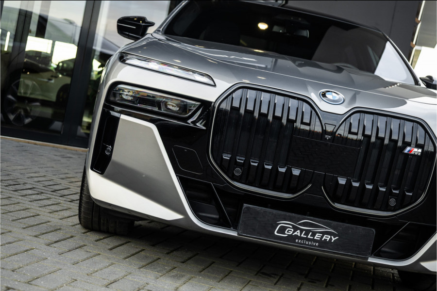 BMW 7 Serie M760e xDrive - M Sport | Bowers & Wilkins | SkyLounge | Oxidgrau