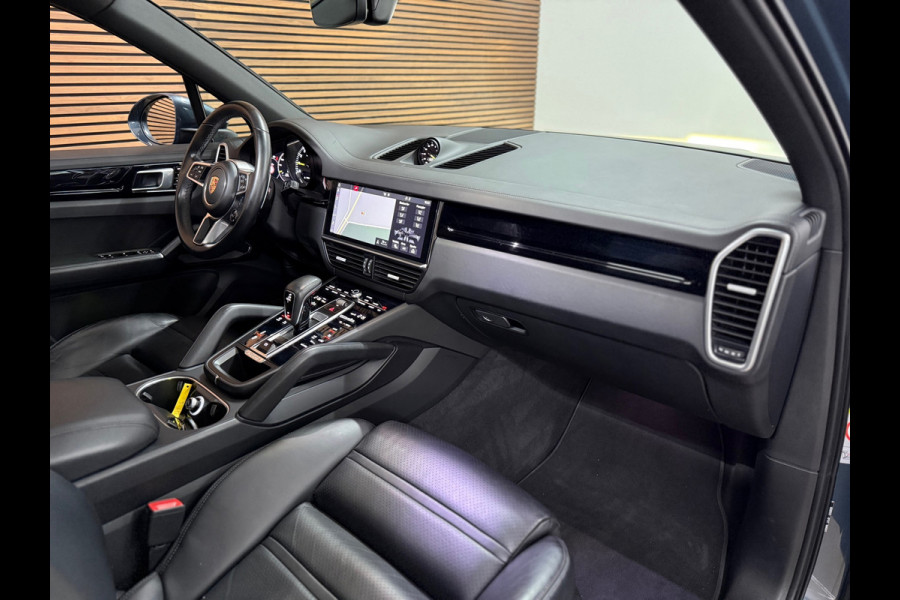 Porsche Cayenne 3.0 E-Hybrid | Full Option | Vierwielbesturing | PANO | PDLS+ | BOSE | PASM | ComfortPakket | Soft Close |Trekhaak