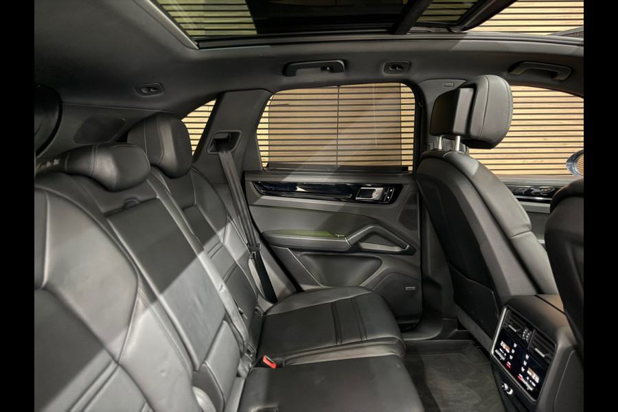 Porsche Cayenne 3.0 E-Hybrid | Full Option | Vierwielbesturing | PANO | PDLS+ | BOSE | PASM | ComfortPakket | Soft Close |Trekhaak