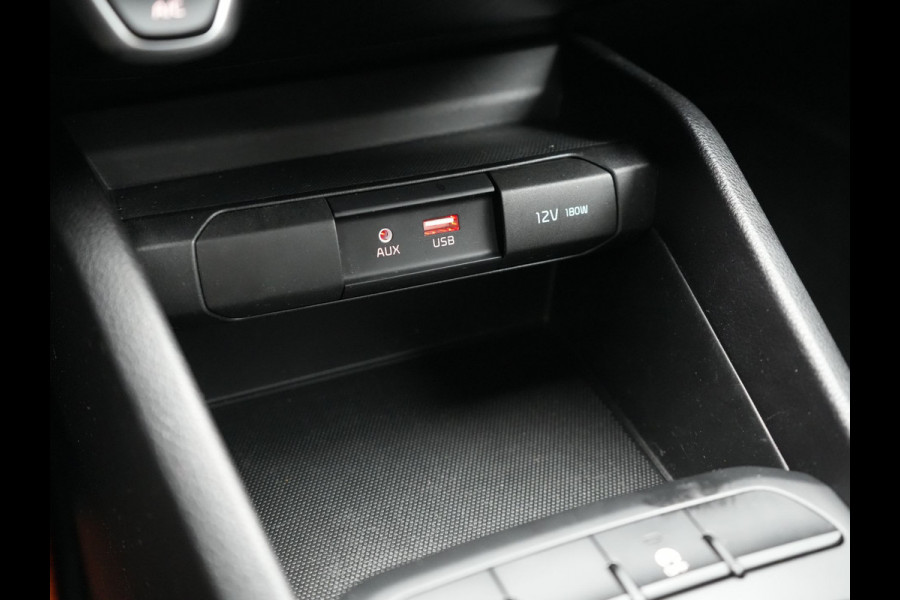 Kia Stonic 1.0 T-GDi ComfortPlusLine 120pk | Camera | Apple Carplay | Cruise Control | Navigatie | DAB |