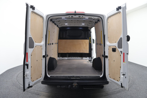 Volkswagen Crafter 35 2.0 TDI L3H2