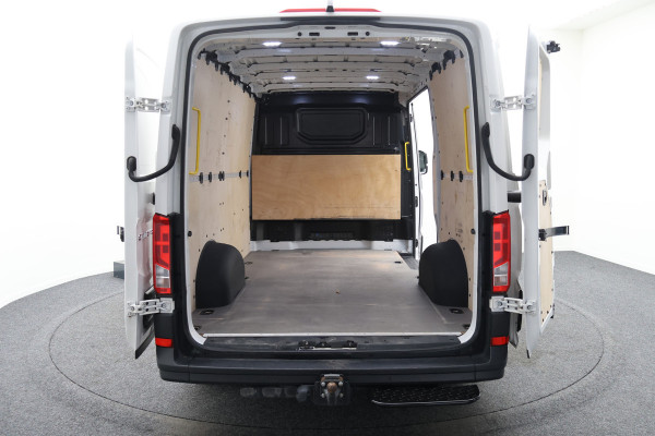Volkswagen Crafter 35 2.0 TDI L3H2