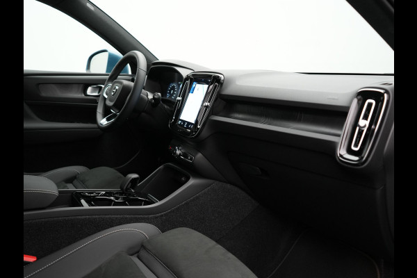 Volvo XC40 T4 Ultimate Bright PHEV 211pk Dealer O.H. | Adaptive Cruise | 360 Camera | Harman / Kardon | Alcantara Sportstoelen Memory | Apple Carplay | Stuur Verwarmd | Blis | Keyless | Navigatie | DAB | Plug In Hybrid |