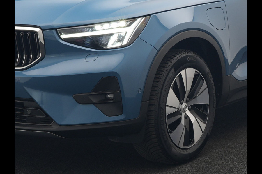 Volvo XC40 T4 Ultimate Bright PHEV 211pk Dealer O.H. | Adaptive Cruise | 360 Camera | Harman / Kardon | Alcantara Sportstoelen Memory | Apple Carplay | Stuur Verwarmd | Blis | Keyless | Navigatie | DAB | Plug In Hybrid |