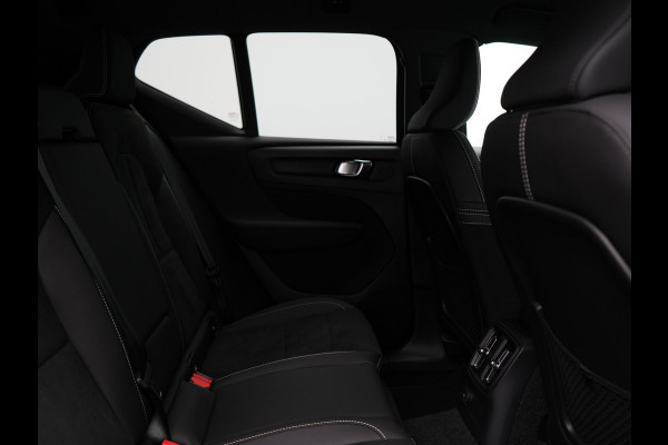 Volvo XC40 T4 Ultimate Bright PHEV 211pk Dealer O.H. | Adaptive Cruise | 360 Camera | Harman / Kardon | Alcantara Sportstoelen Memory | Apple Carplay | Stuur Verwarmd | Blis | Keyless | Navigatie | DAB | Plug In Hybrid |